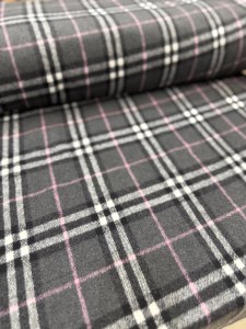 موهر پشمی چهارخونه طرح بربری موهر پشمی چهارخونه طرح بربری